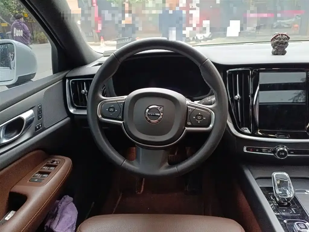Volvo S60 2022 из CN, фото 3