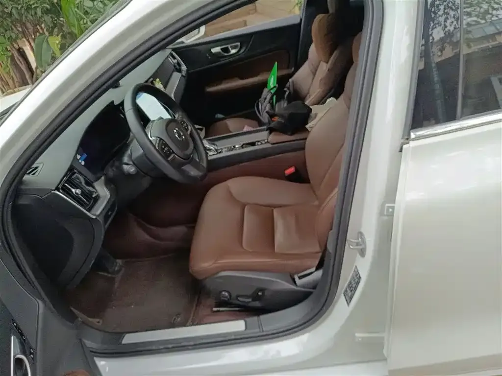 Volvo S60 2022 из CN, фото 8