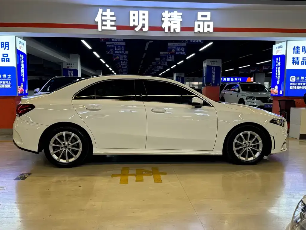 Mercedes-Benz A-Class 2021 из CN, фото 4