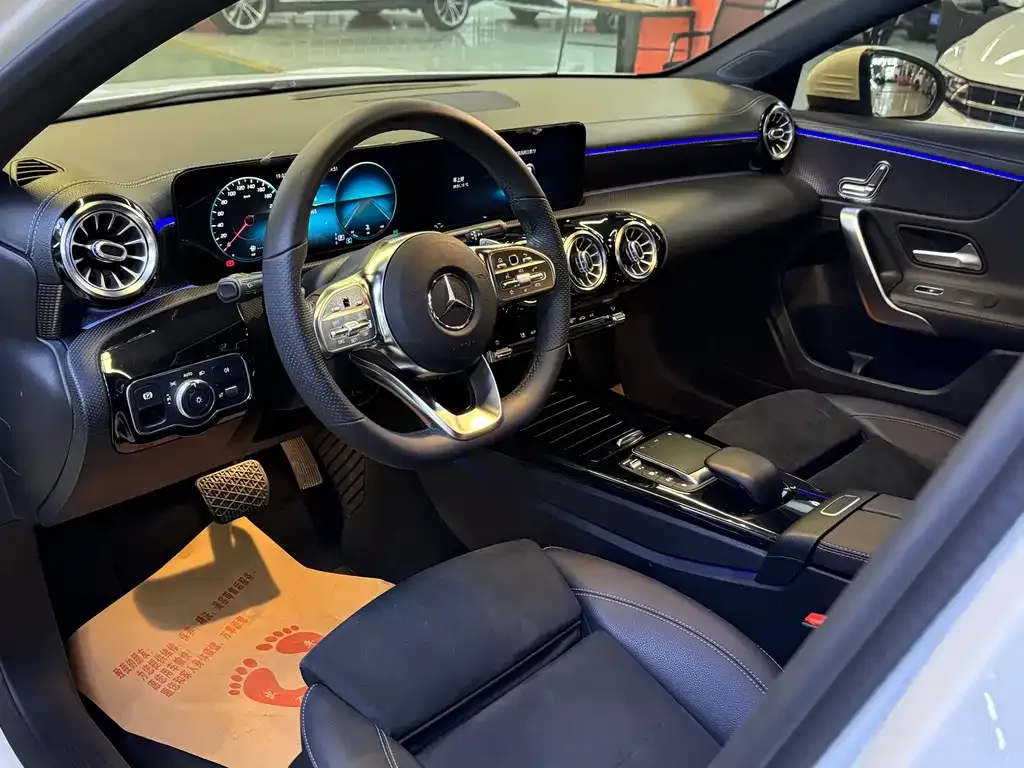Mercedes-Benz A-Class 2021 из CN, фото 5