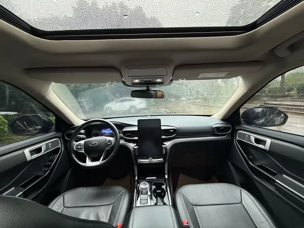 Ford Explorer 2022 из CN, фото 10
