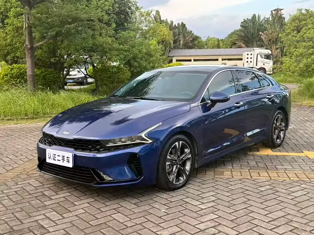 Kia K5 2021 из CN, фото 1