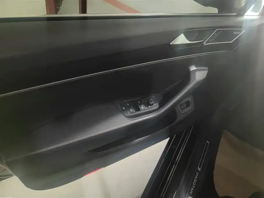 Volkswagen Magotan 2022 из CN, фото 7