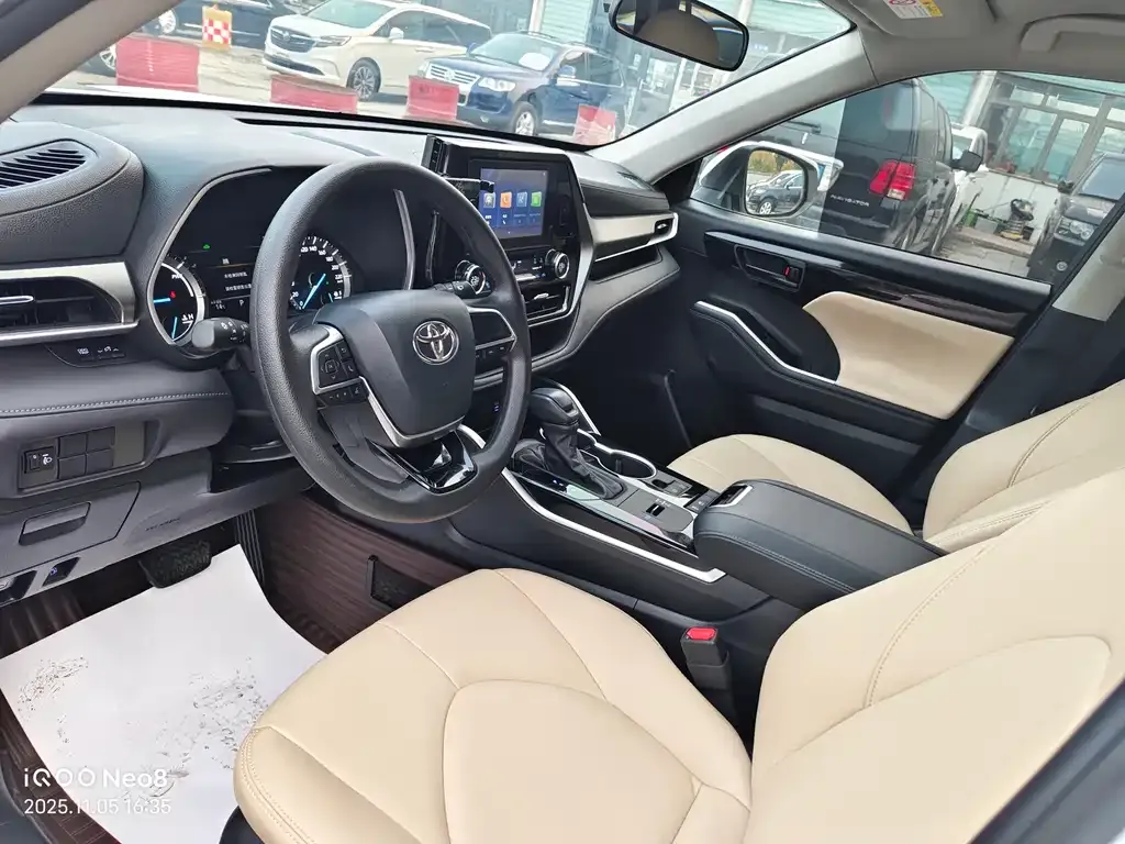 Toyota Highlander 2023 из CN, фото 6