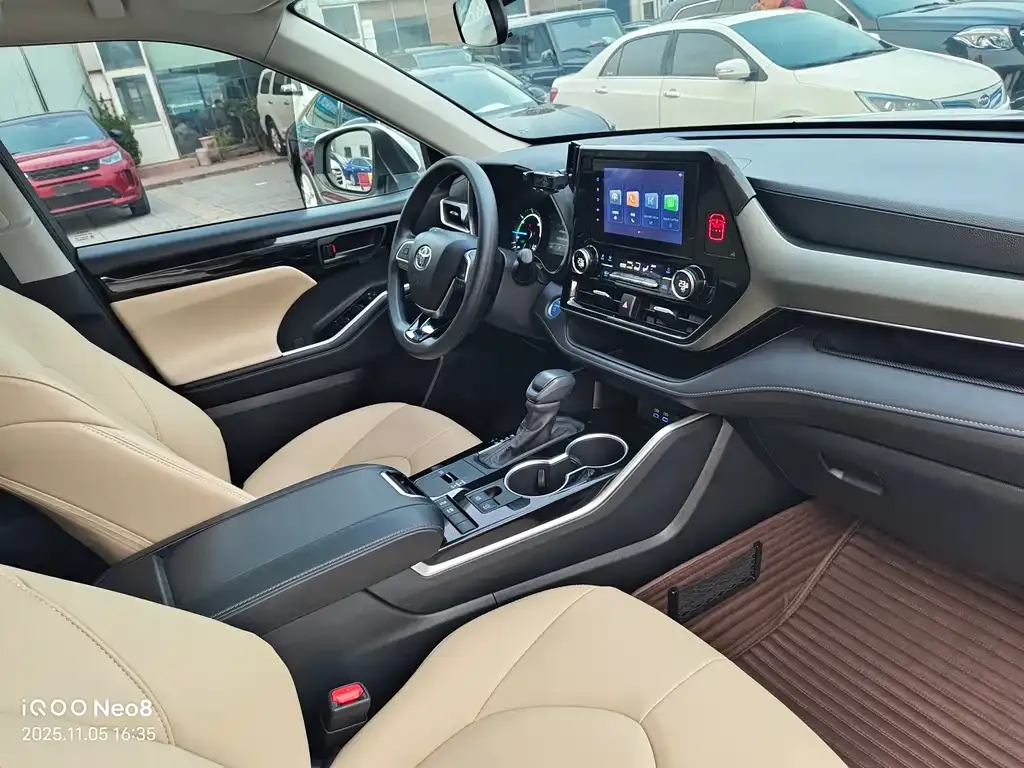 Toyota Highlander 2023 из CN, фото 9