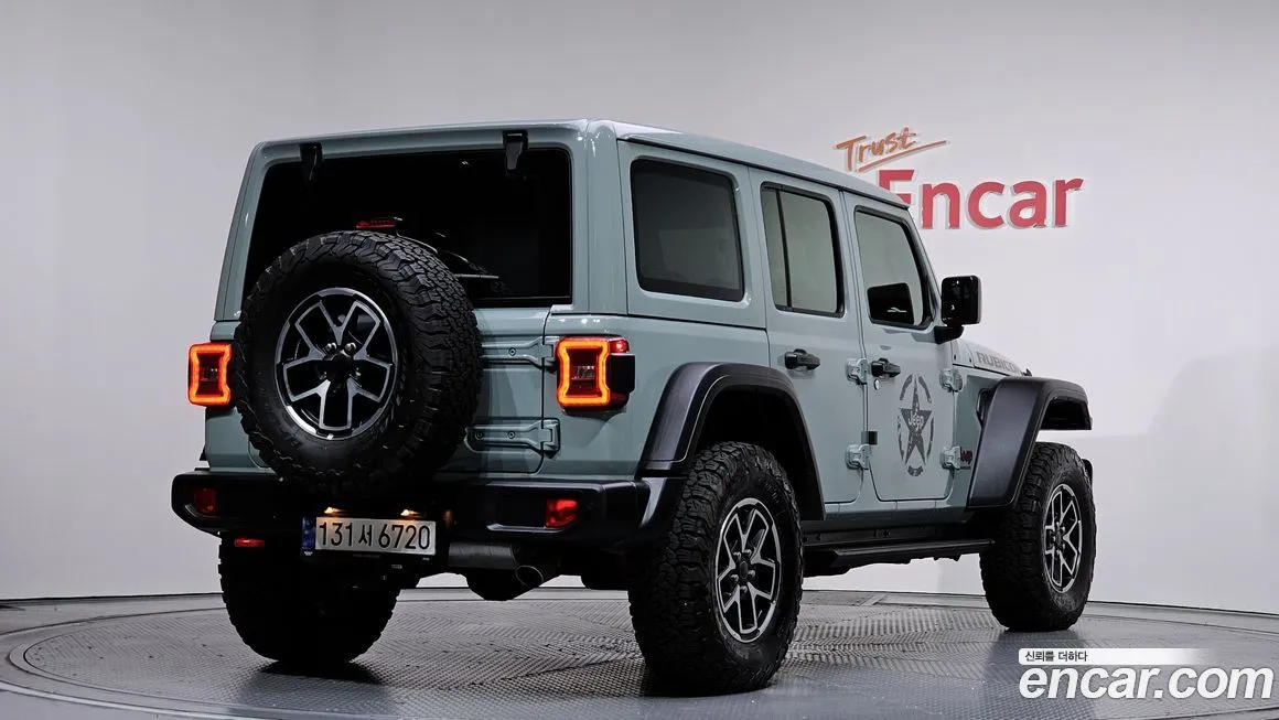 Jeep Wrangler 2024 из KR, фото 2