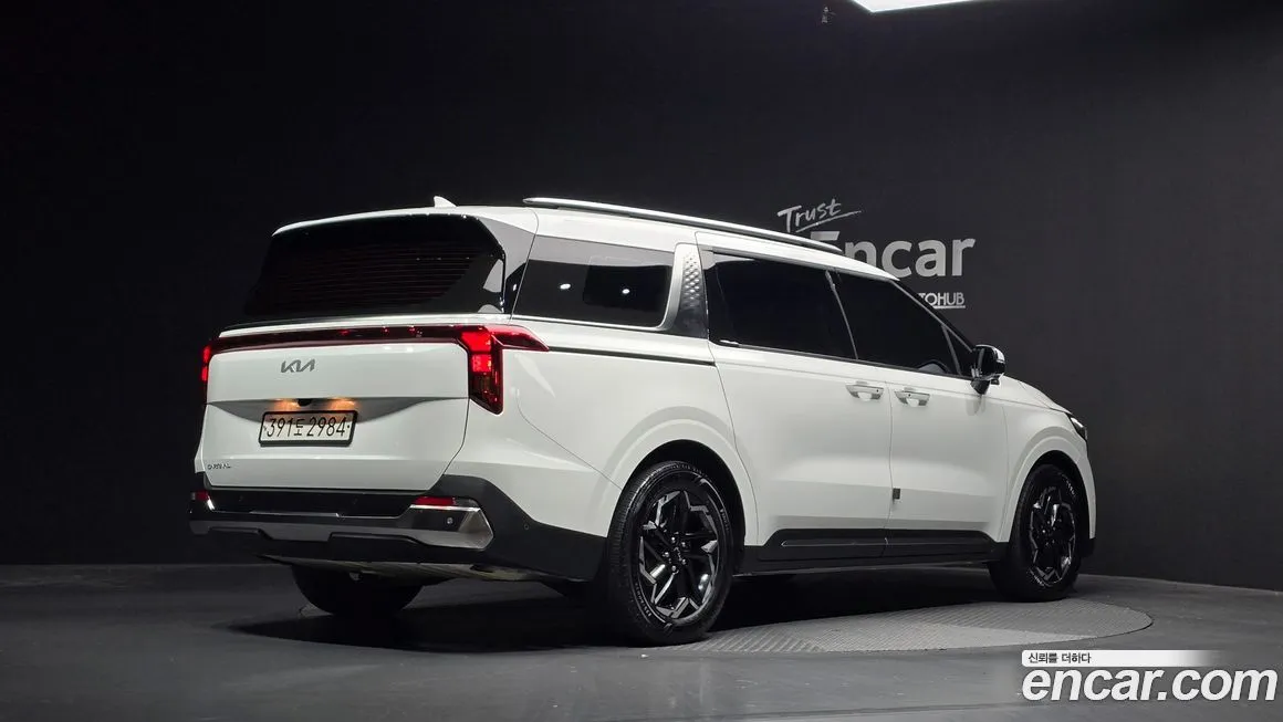Kia Carnival — фото 2