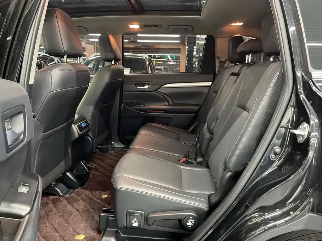 Toyota Highlander 2021 из CN, фото 6