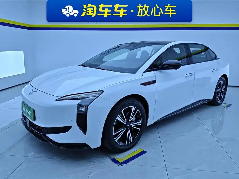 Hongqi EH7 2024 из CN, фото 1