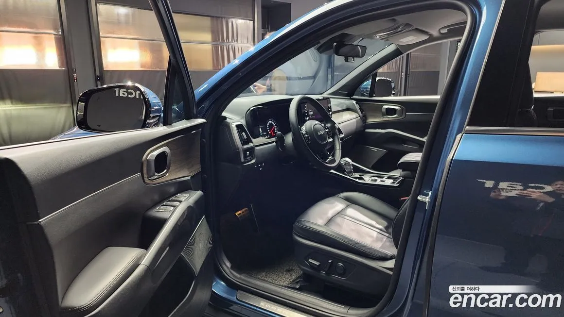 Kia Sorento — фото 10