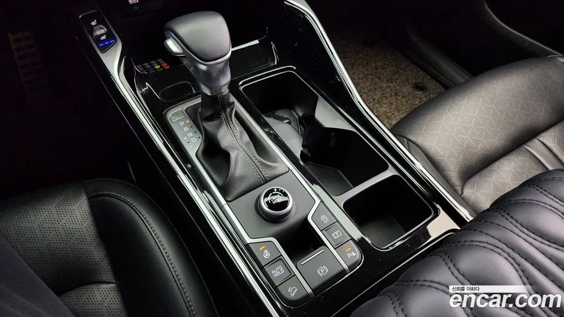 Kia Sorento — фото 9