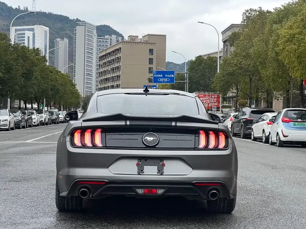 Ford Mustang 2023 из CN, фото 4