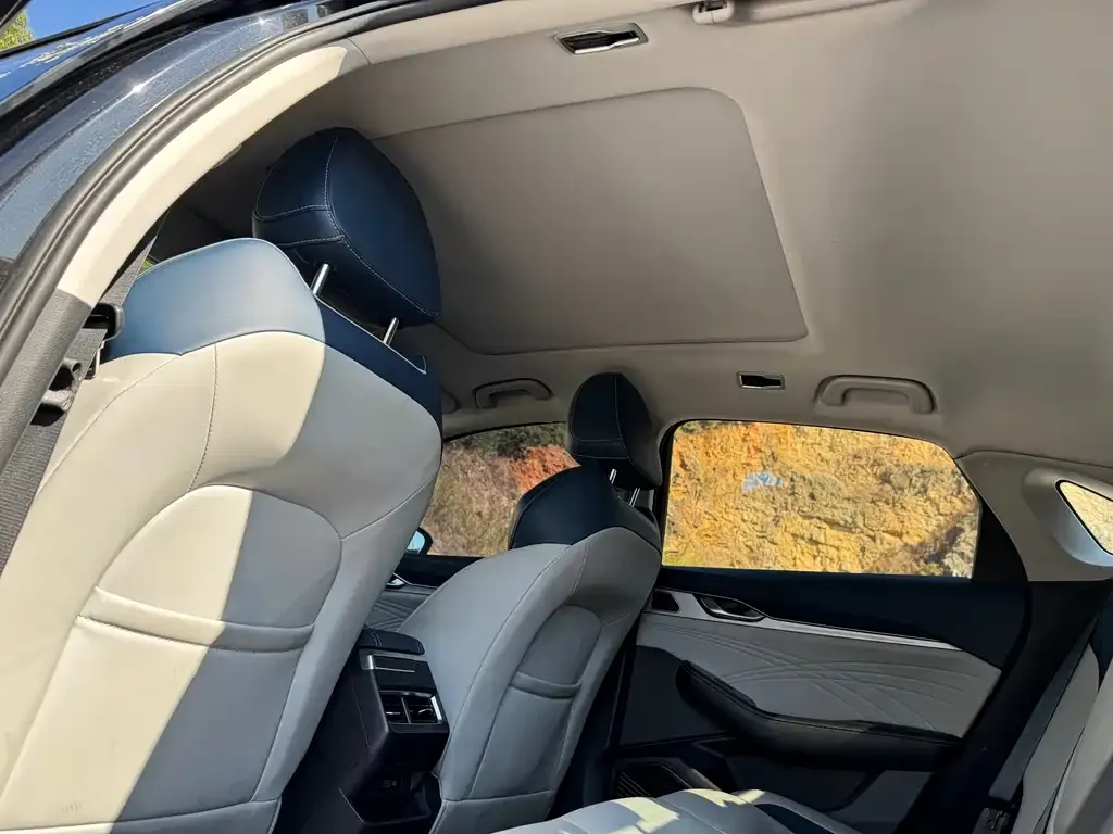 Geely Xingrui 2022 из CN, фото 9
