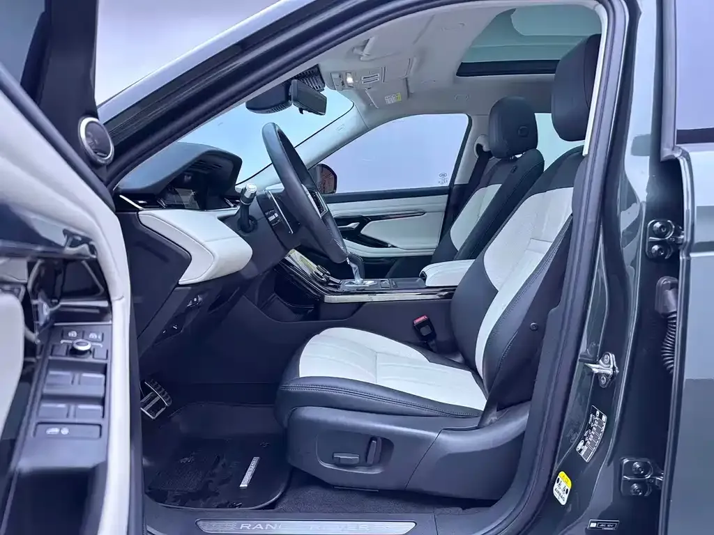 Land Rover Evoque 2022 из CN, фото 5