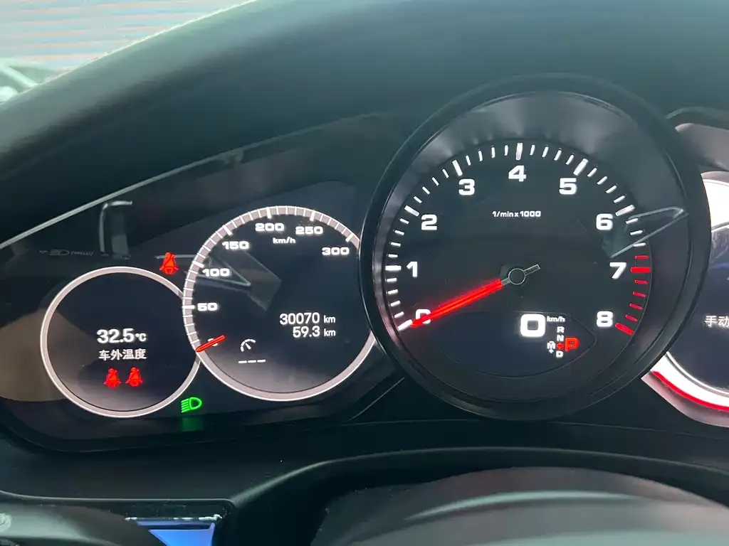 Porsche Panamera 2023 из CN, фото 6