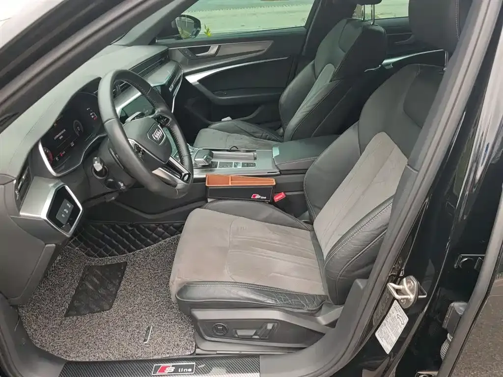 Audi A6L 2021 из CN, фото 8