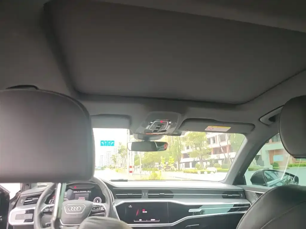 Audi A6L 2021 из CN, фото 9