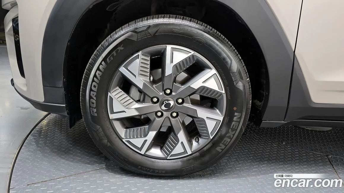 KG Mobility (Ssangyong) Torres 2024 из KR, фото 5