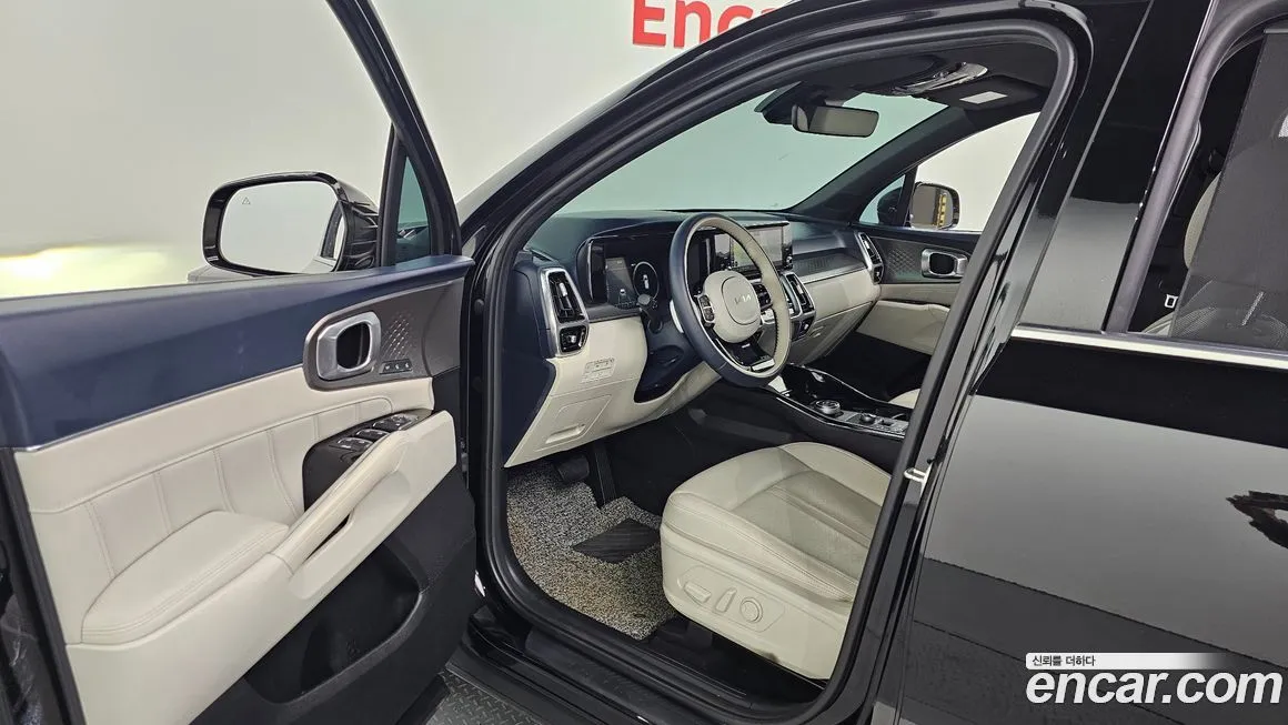 Kia Sorento — фото 10