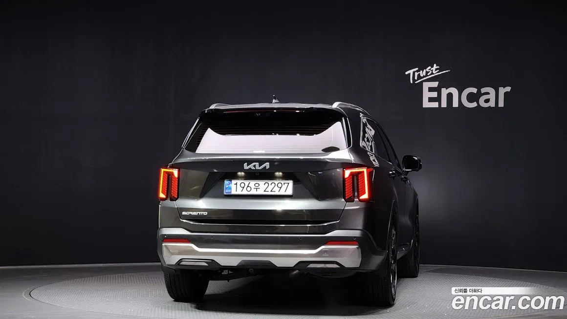 Kia Sorento — фото 4