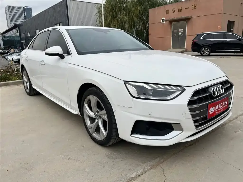 Audi A4L 2021 из CN, фото 3