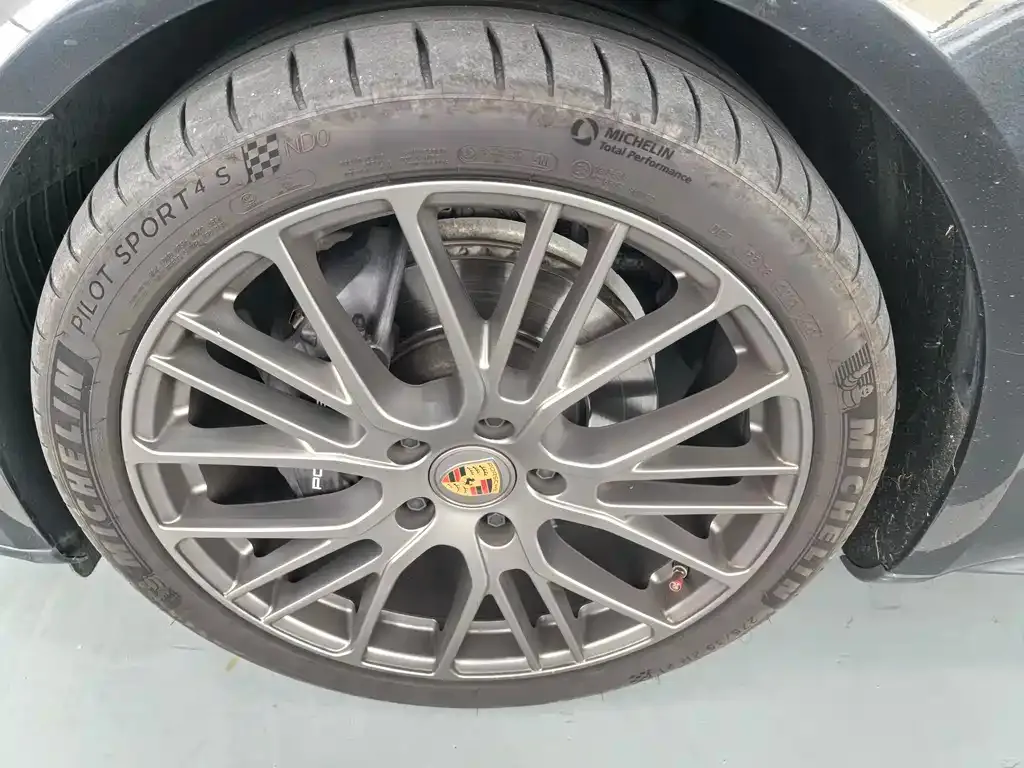 Porsche Panamera 2023 из CN, фото 5