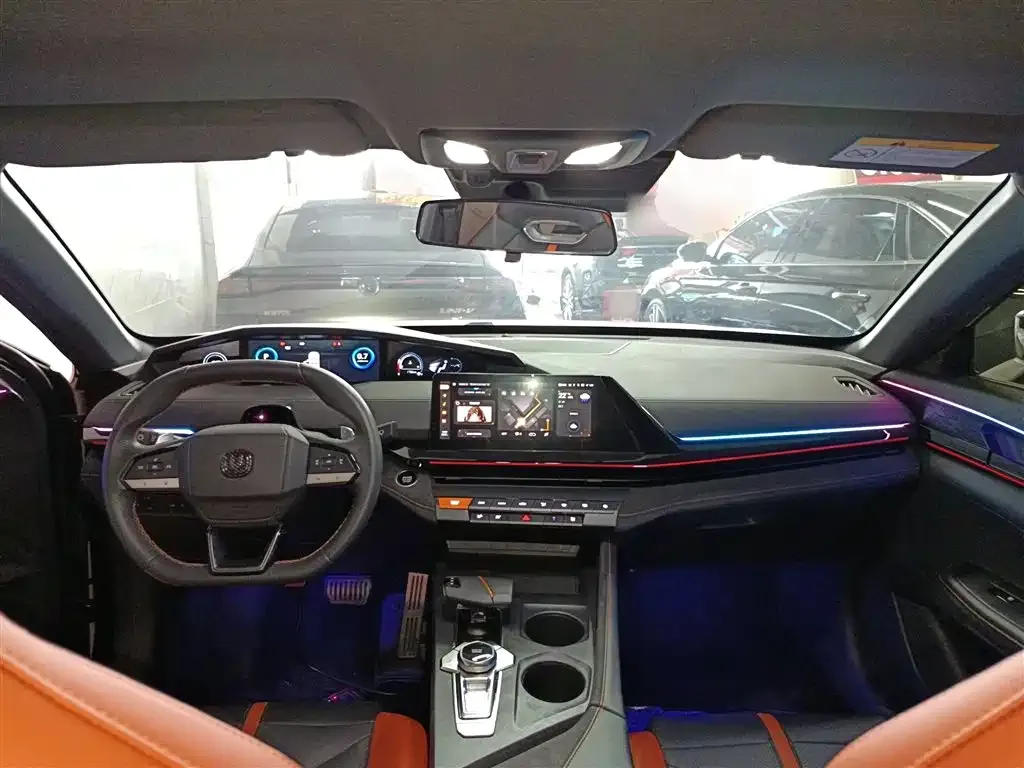 Changan UNI-V 2024 из CN, фото 10
