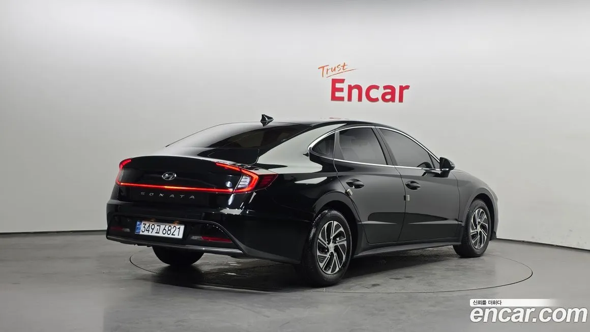 Hyundai Sonata 2021 из KR, фото 2