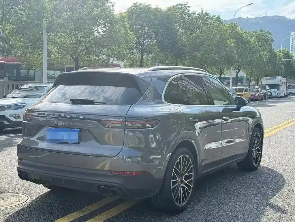 Porsche Cayenne 2023 из CN, фото 4