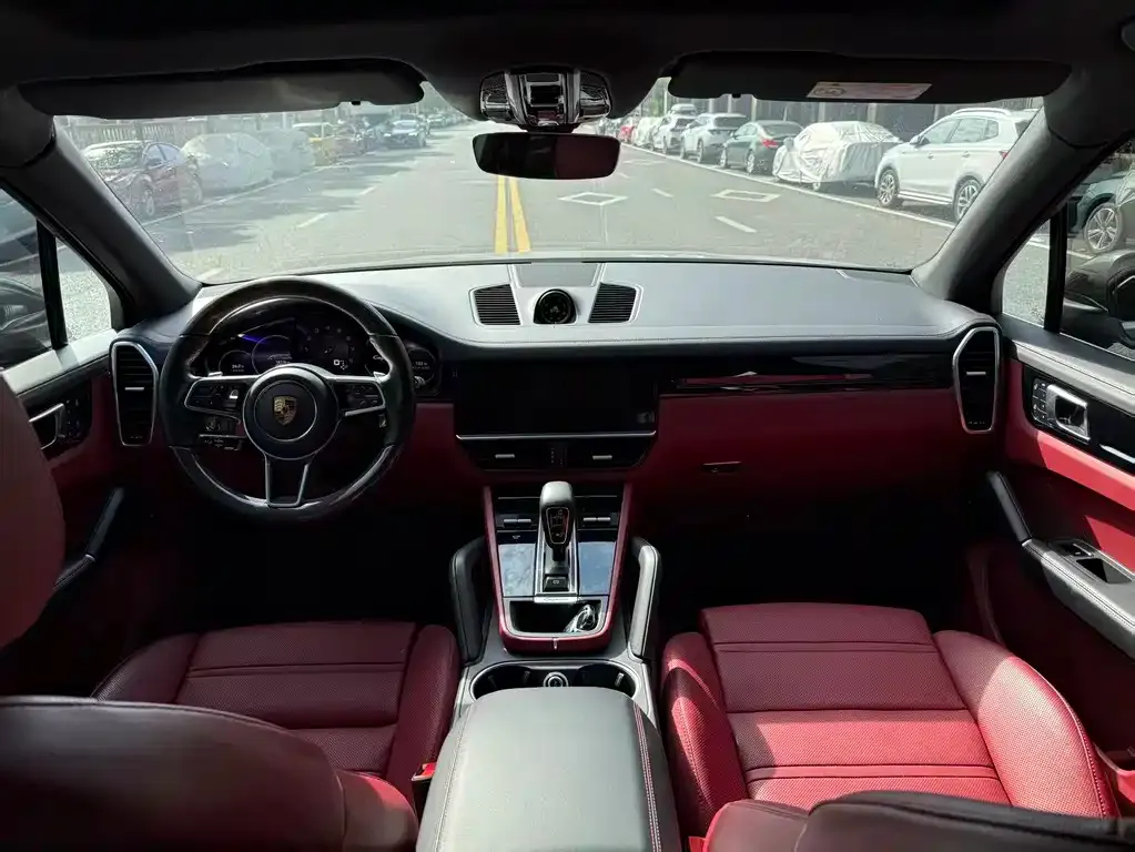 Porsche Cayenne 2023 из CN, фото 7