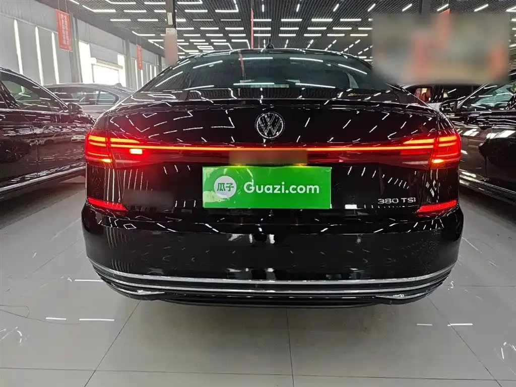 Volkswagen Passat 2024 из CN, фото 6