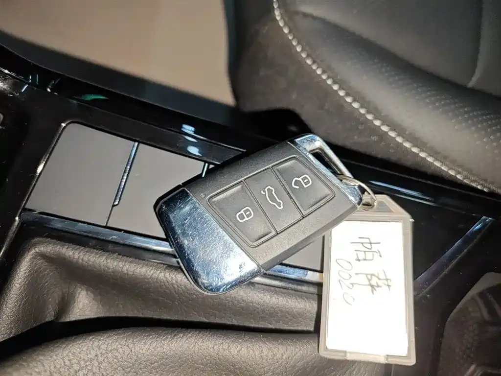 Volkswagen Passat 2024 из CN, фото 9