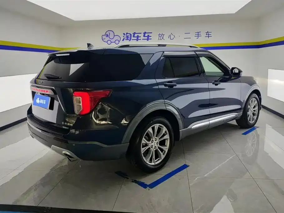 Ford Explorer 2022 из CN, фото 3