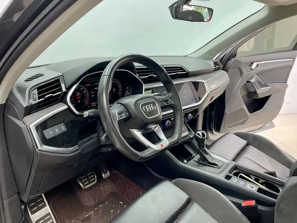 Audi Q3 Sportback 2022 из CN, фото 6