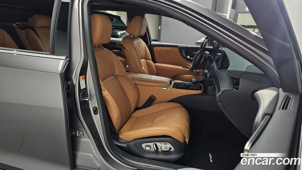 Lexus LS 2023 из KR, фото 10