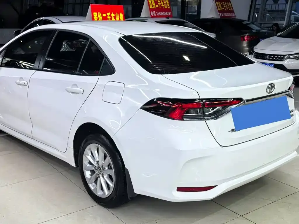 Toyota Corolla 2021 из CN, фото 10