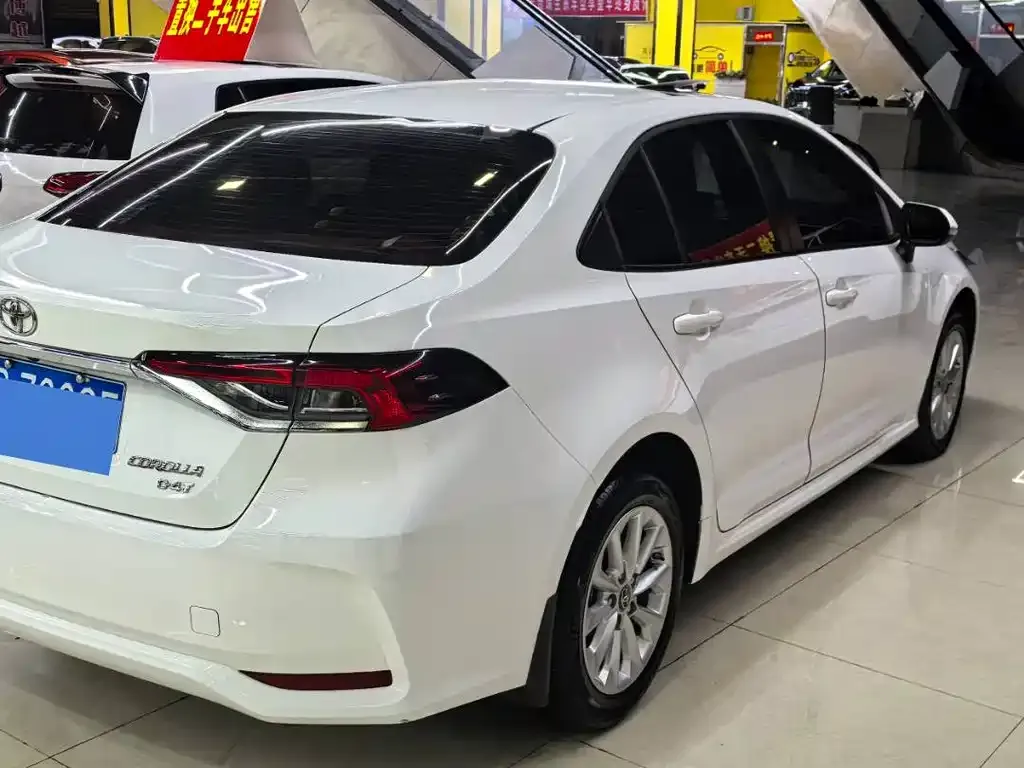 Toyota Corolla 2021 из CN, фото 4