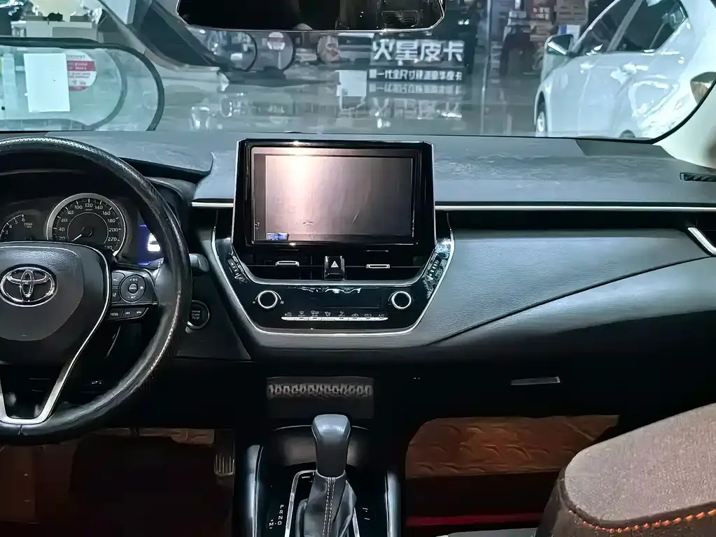 Toyota Corolla 2021 из CN, фото 9
