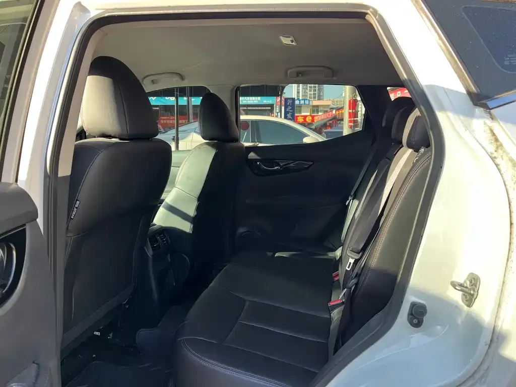 Nissan Qashqai 2022 из CN, фото 8
