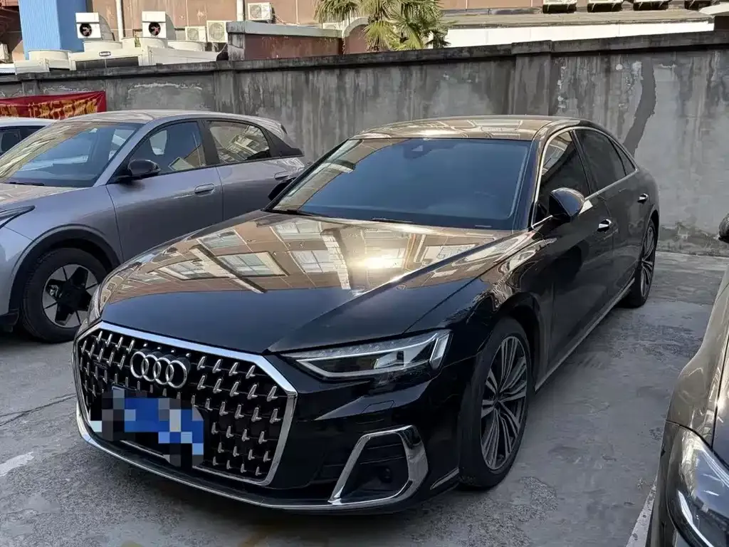 Audi A8 2023 из CN, фото 1