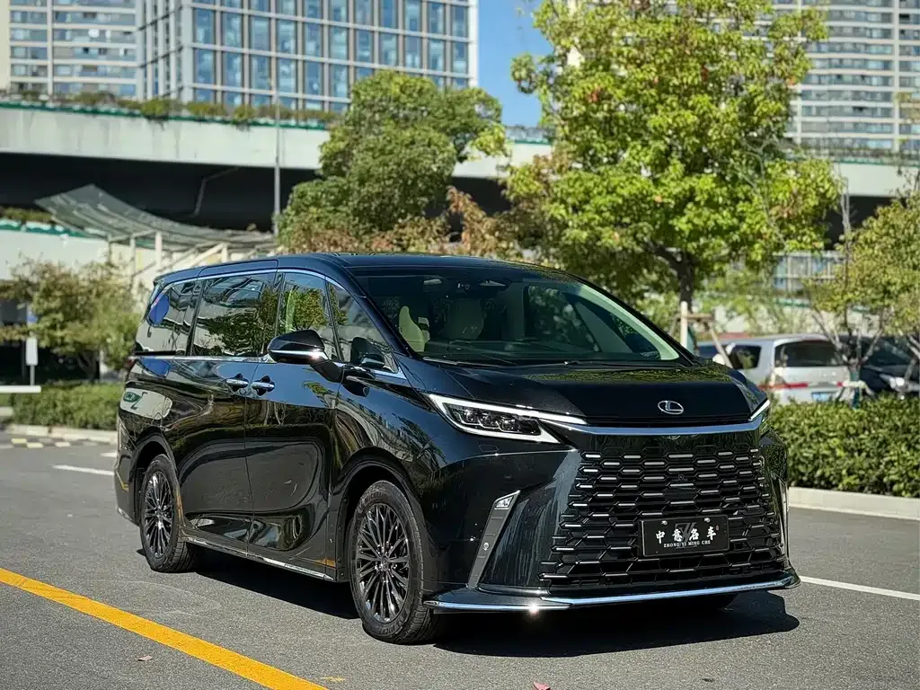 Lexus LM 2024 из CN, фото 3
