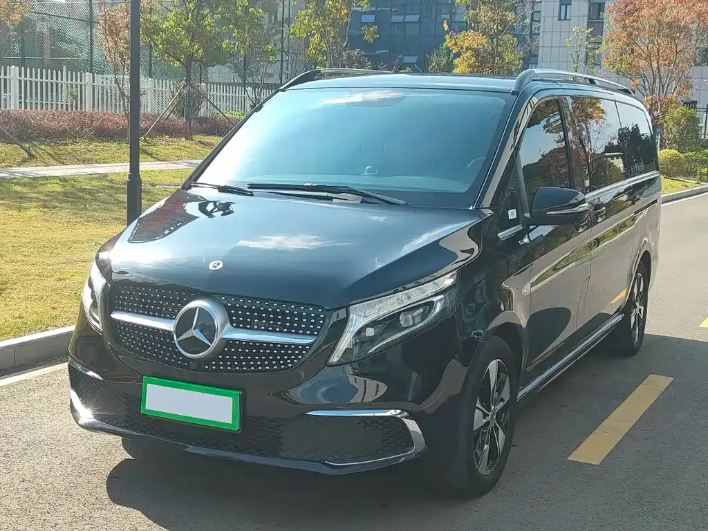Mercedes-Benz V-Class 2022 из CN, фото 3