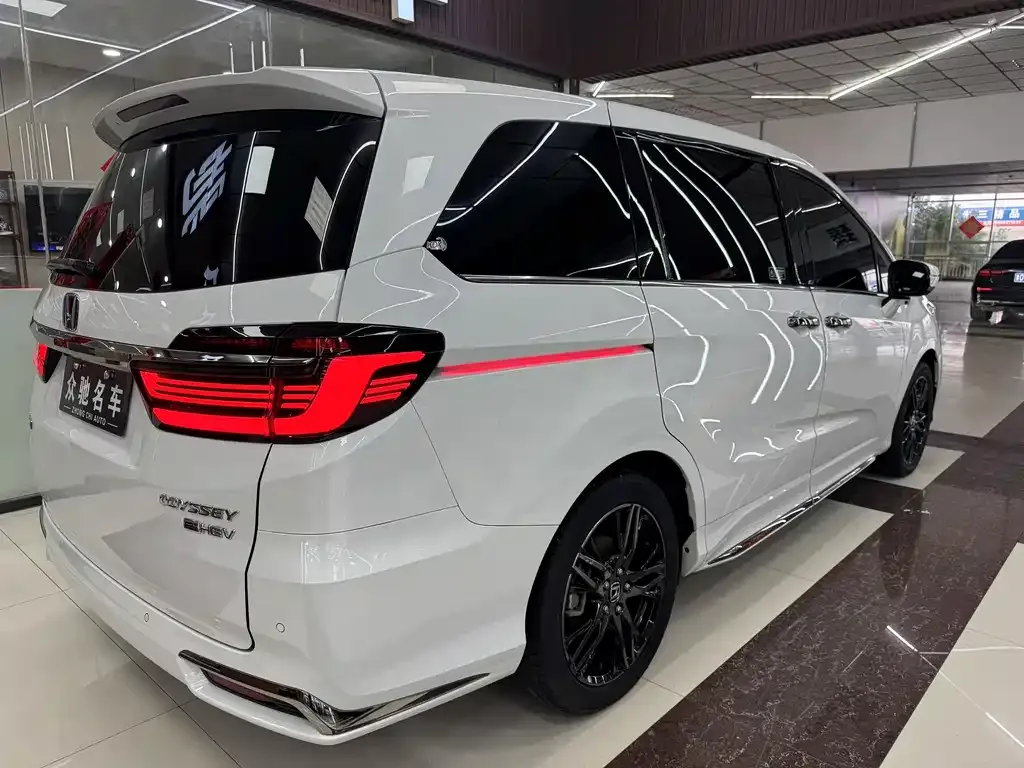 Honda Odyssey 2022 из CN, фото 7