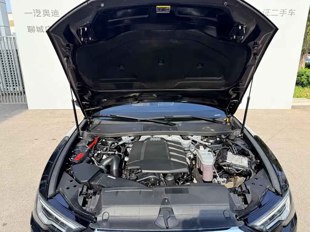 Audi A6L 2022 из CN, фото 10