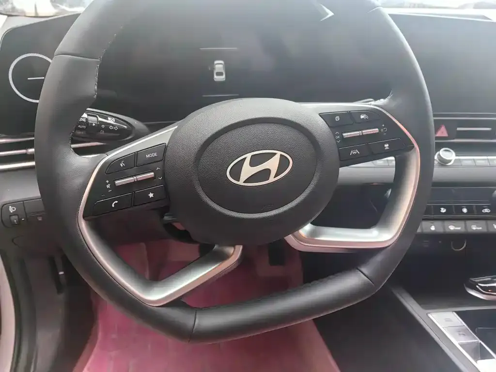 Hyundai Elantra 2023 из CN, фото 6