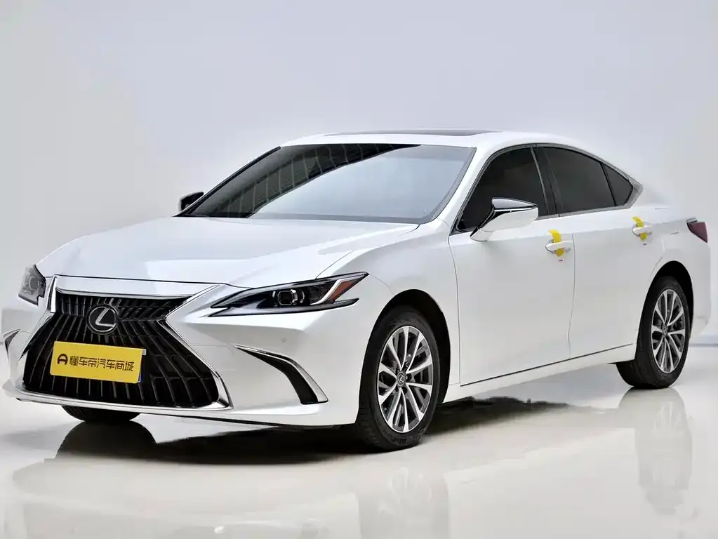 Lexus ES 2023 из CN, фото 1