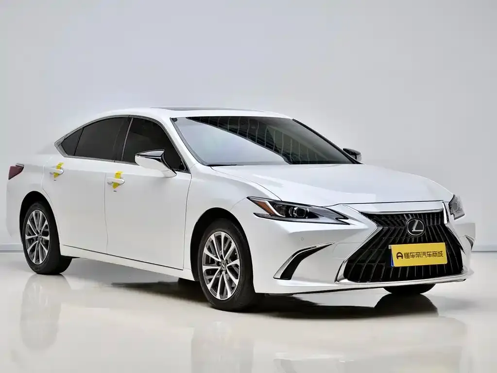Lexus ES 2023 из CN, фото 3
