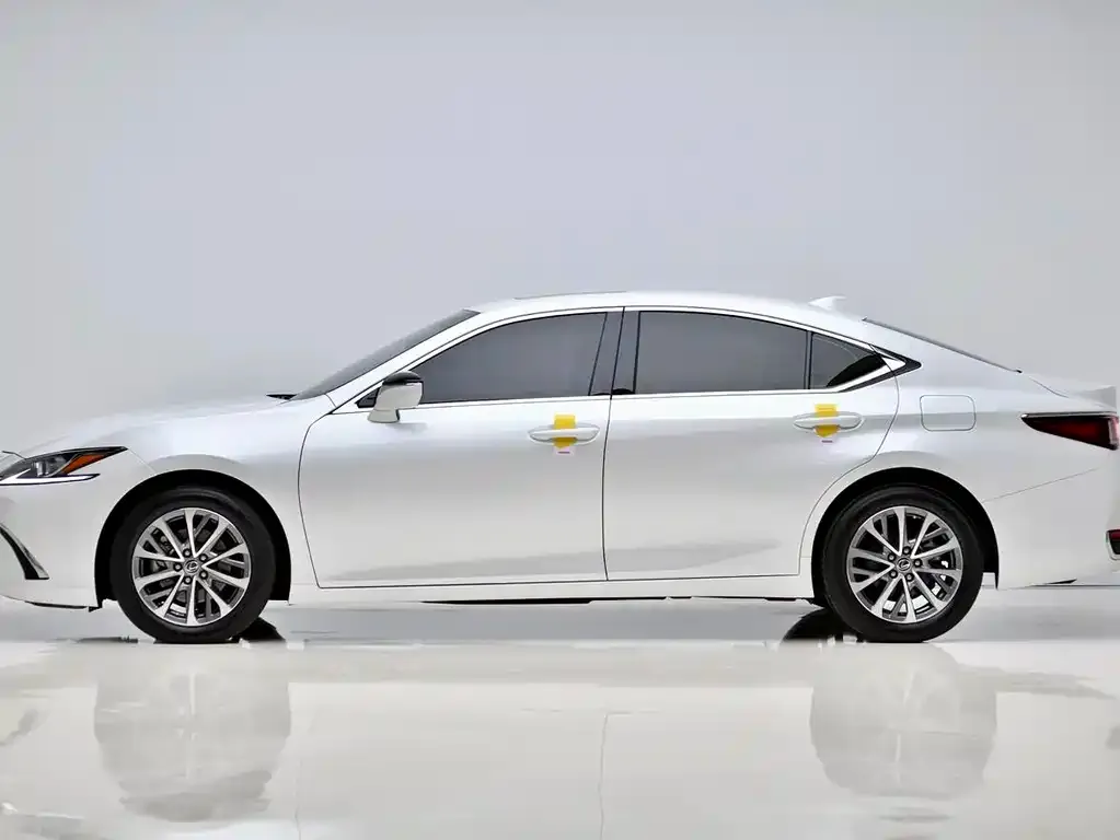 Lexus ES 2023 из CN, фото 4