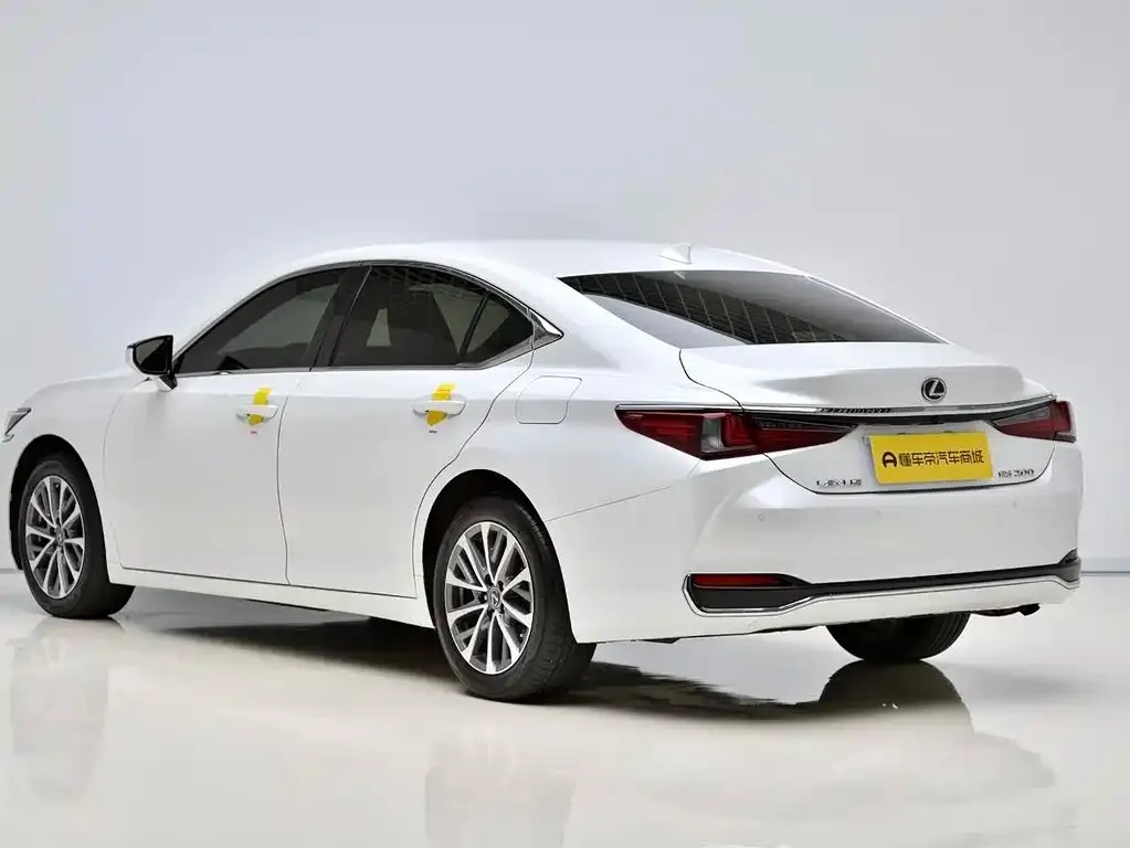 Lexus ES 2023 из CN, фото 6