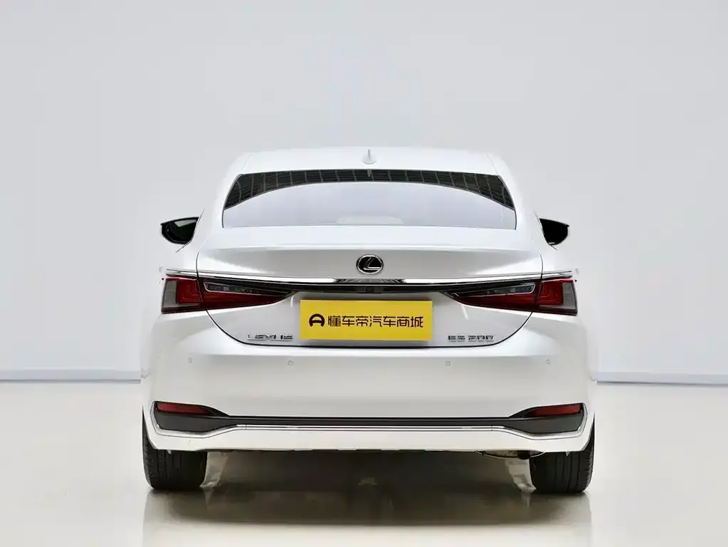 Lexus ES 2023 из CN, фото 7